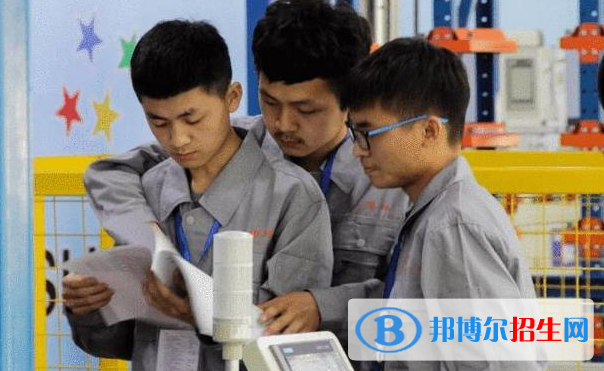 邯鄲2022年男孩子適合學的中專專業(yè)