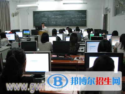 四川2022年讀中專學(xué)校學(xué)什么專業(yè)好一點(diǎn)呢