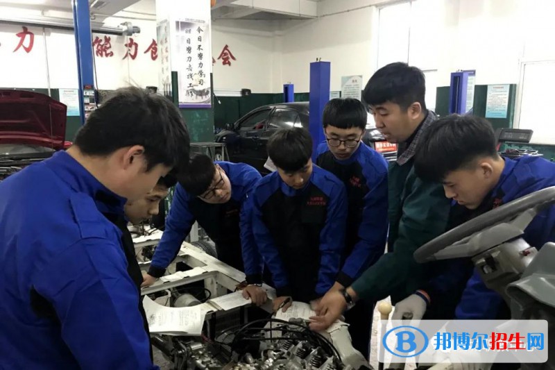 四川2022年中專學校那個專業(yè)好呢