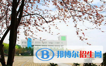 四川2022年男生讀汽修學校好嗎 