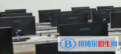 成都2022年哪個(gè)大專學(xué)校計(jì)算機(jī)學(xué)校好