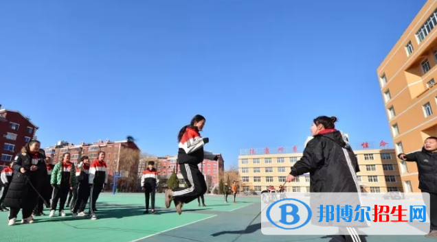 貴陽2022年初中畢業(yè)能讀的中專學(xué)校