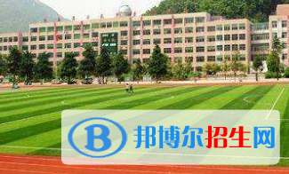 四川2022年公辦汽修學(xué)校學(xué)費