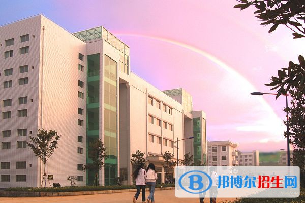 四川2022年初中畢業(yè)能上中專學校