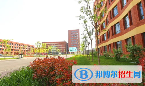 貴陽上什么中專學校