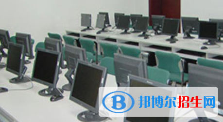 成都2022年計(jì)算機(jī)學(xué)校學(xué)什么比較好