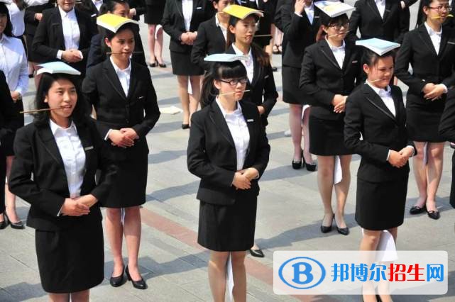 眉山華西航空旅游學校2022年有哪些專業(yè) 