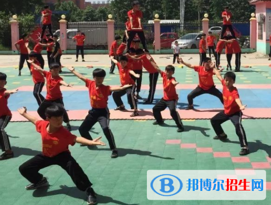 樂山大佛文武學(xué)校2022年有哪些專業(yè)