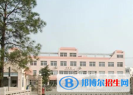 南充中等專業(yè)學(xué)校2022年報名條件、招生要求、招生對象