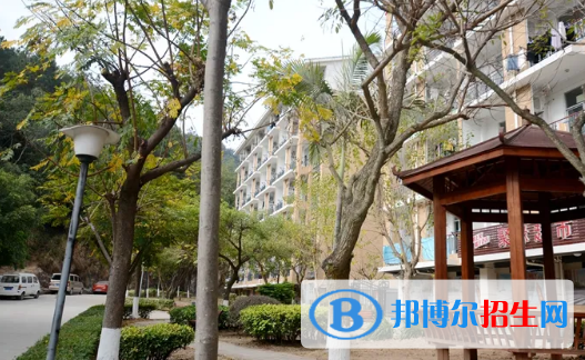 貴陽2022年高中畢業(yè)上中專學校好嗎