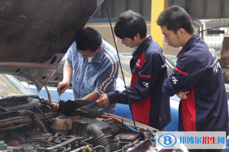 四川筠連縣職業(yè)技術學校2022年有哪些專業(yè)
