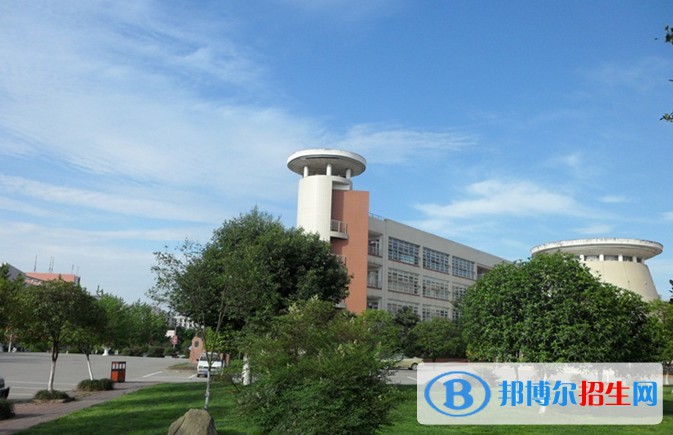 眉山信息工程中等職業(yè)技術學校2022年學費、收費多少 