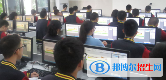成都2022年計(jì)算機(jī)學(xué)校中專升大?？际裁? width=