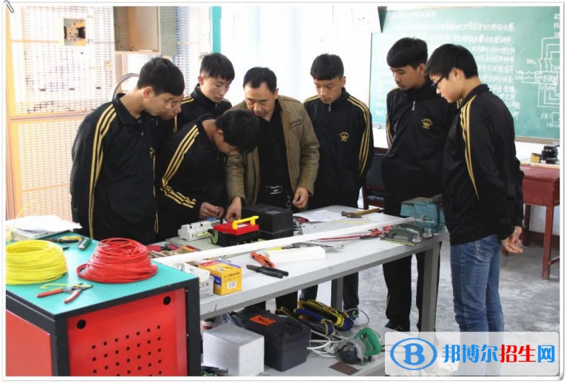 洋縣職業(yè)技術(shù)教育中心2022年報名條件、招生要求、招生對象