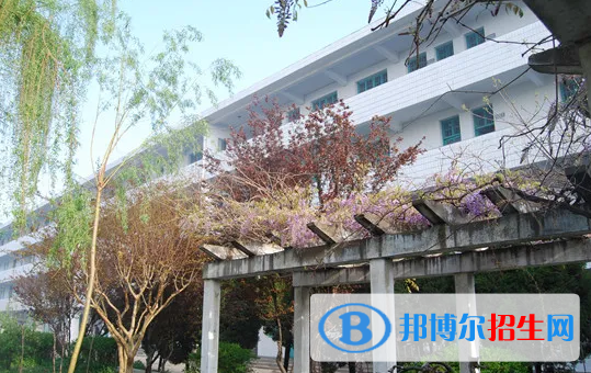 貴陽2022年初中畢業(yè)上中專學(xué)校好嗎