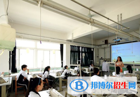 宜賓食品工業(yè)職業(yè)中學(xué)2022年有哪些專(zhuān)業(yè)