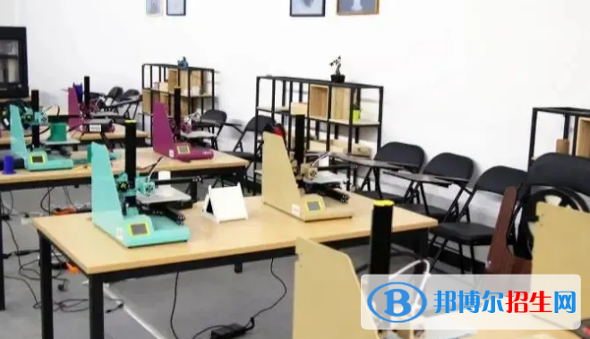 貴陽2022年中專學(xué)校有哪些專業(yè)適合男生