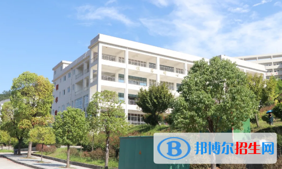 旬陽(yáng)職業(yè)中等專業(yè)學(xué)校2022年招生辦聯(lián)系電話