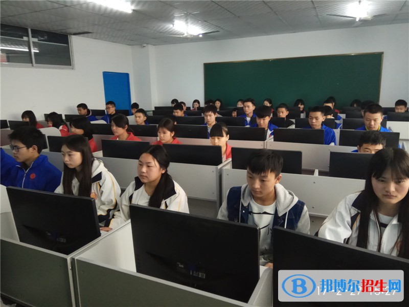 河北2022年初中生可以去讀什么計算機學校