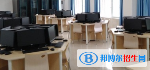成都2022年計算機學校好還是大專好