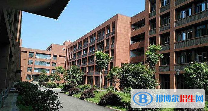 三峽聯(lián)合職業(yè)大學(xué)2022年報名條件、招生要求、招生對象