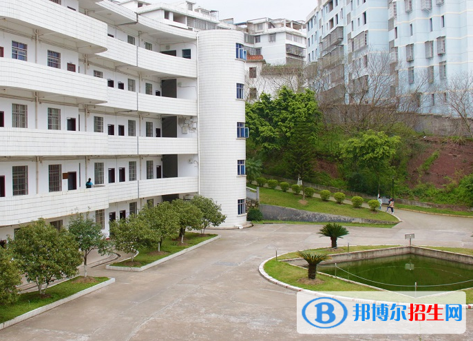 達(dá)州財(cái)貿(mào)學(xué)校2022年招生簡章