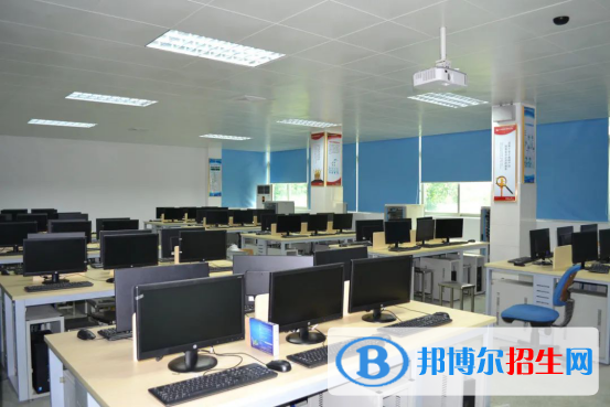 河北2022年計(jì)算機(jī)學(xué)校有哪些專業(yè)最好