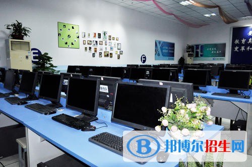 河北2022年中學畢業(yè)讀什么計算機學校