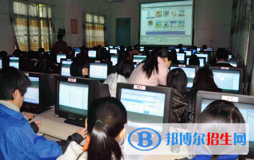 河北2022年計(jì)算機(jī)學(xué)校什么專業(yè)比較好
