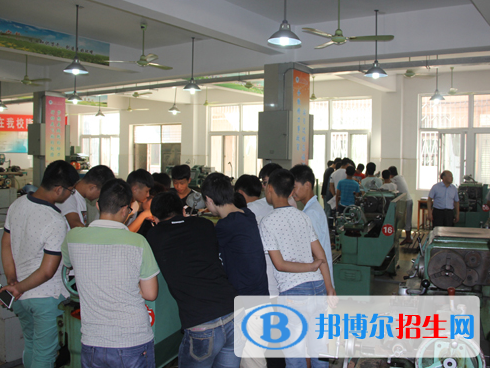 大竹縣中峰職業(yè)技術(shù)學(xué)校2022年有哪些專業(yè)