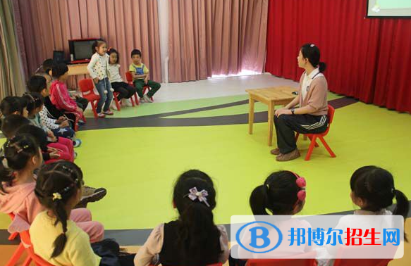 河北2022年幼師學(xué)校中專升大?？际裁? width=