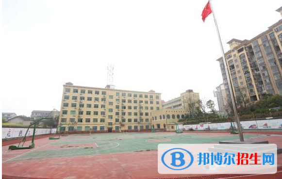 四川省甘孜衛(wèi)生學校2022年招生簡章