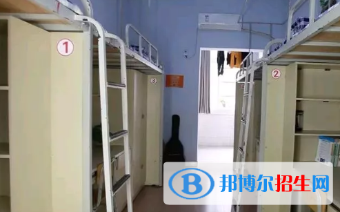 四川省甘孜衛(wèi)生學(xué)校2022年宿舍條件