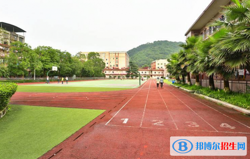 重慶微電子工業(yè)學(xué)校2022年招生辦聯(lián)系電話