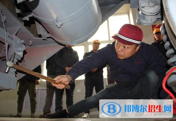 蘭州2022年在軌道交通學校學什么專業(yè)好