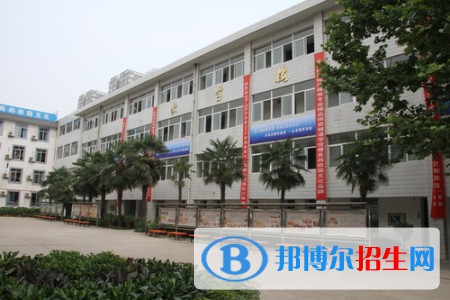 西安市機(jī)電職業(yè)技術(shù)學(xué)校2022年報(bào)名條件、報(bào)名對(duì)象