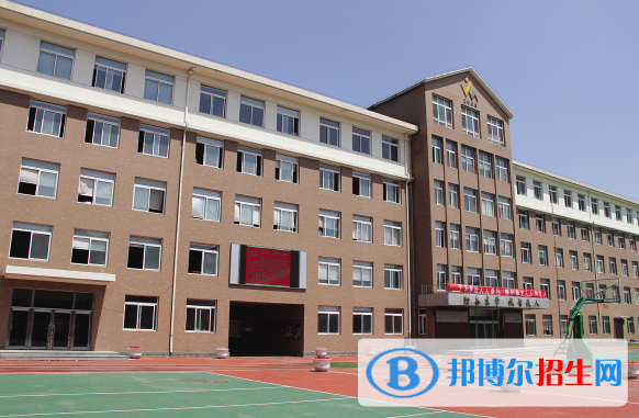 重慶經(jīng)濟(jì)貿(mào)易學(xué)校2022年報(bào)名條件、招生要求、招生對象