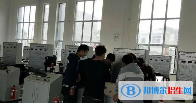 蒙自縣中等農(nóng)業(yè)機械化技術(shù)學(xué)校2022年有哪些專業(yè)