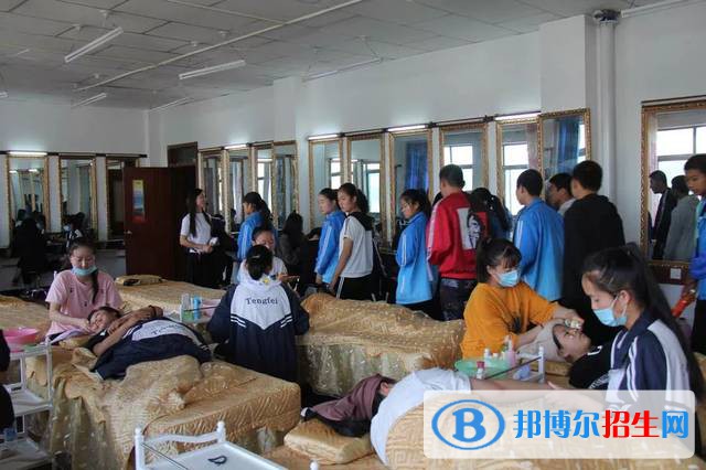敦煌藝術(shù)旅游中等專(zhuān)業(yè)學(xué)校2022年報(bào)名條件、招生要求、招生對(duì)象