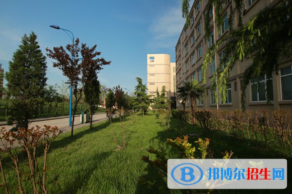 云南輕工業(yè)學(xué)校2022年招生簡(jiǎn)章
