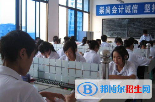 大竹縣職業(yè)中學(xué)2021年報名條件、招生要求、招生對象