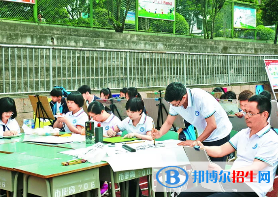 達(dá)州職業(yè)高級(jí)中學(xué)2022年招生簡章