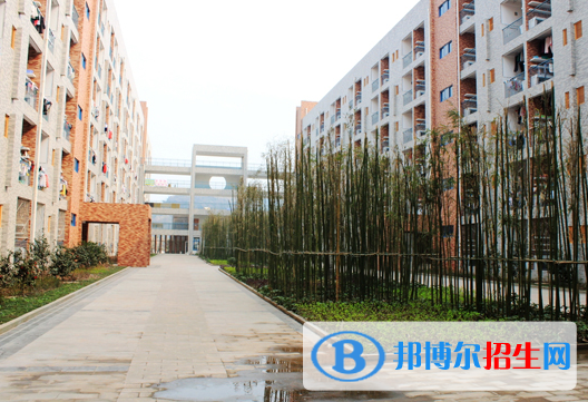 宣漢昆池職業(yè)中學(xué)2022年學(xué)費(fèi)、收費(fèi)多少