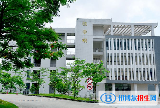 云南省廣播電視學校2022年報名條件、招生要求、招生對象