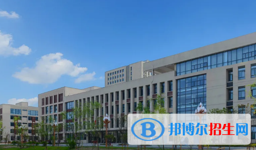 貴陽(yáng)2022年中專學(xué)校和中專有什么區(qū)別