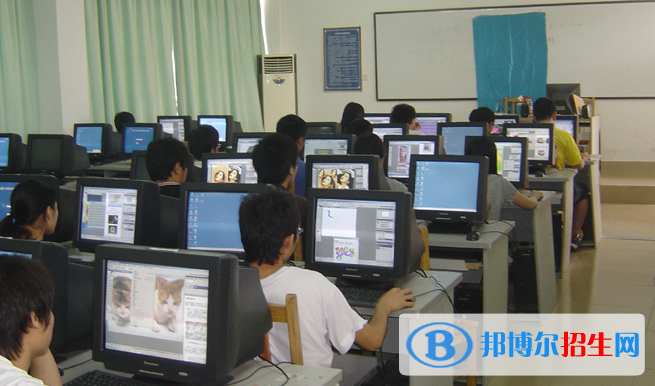 云南建設(shè)學(xué)校2022年招生辦聯(lián)系電話