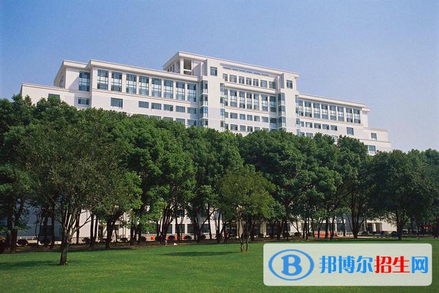 昆明工藝美術學校2022年招生簡章