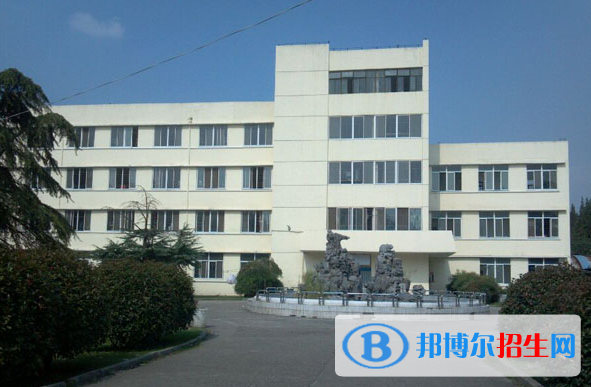 南京鐵道車輛技師學(xué)院2022年報名條件、招生要求、招生對象