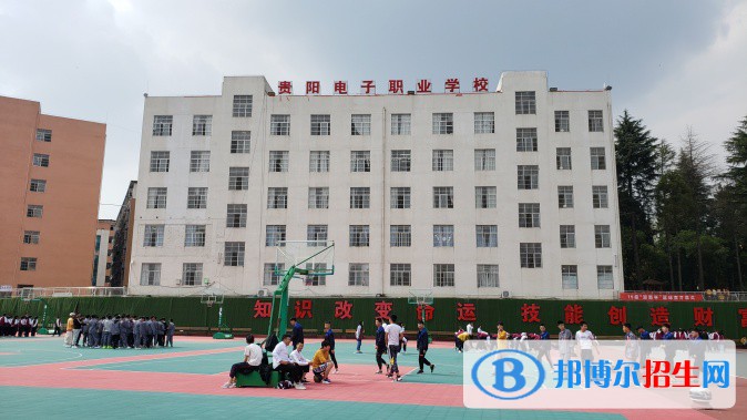 src=http://www.qirb.com.cn/skin/zhaosheng/image/nopic.gif