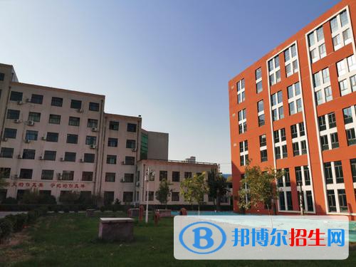 保山技工學校2022年報名條件、招生要求、招生對象